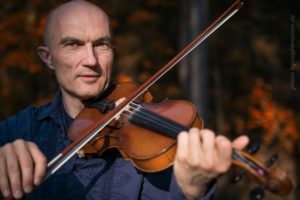 Miroslav Großer mit Geige